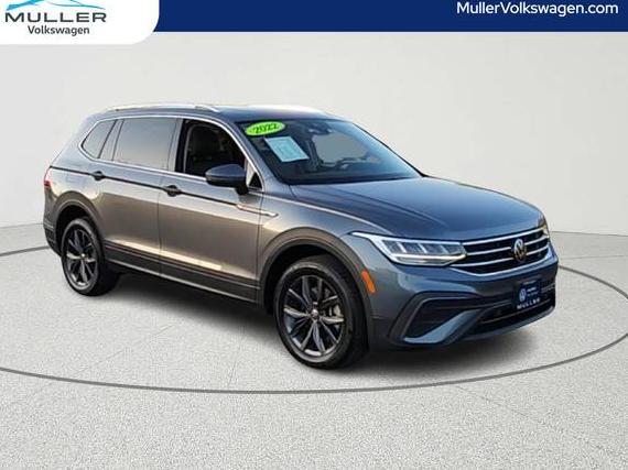 VOLKSWAGEN TIGUAN 4MOTION 2022 3VV2B7AX8NM115278 image